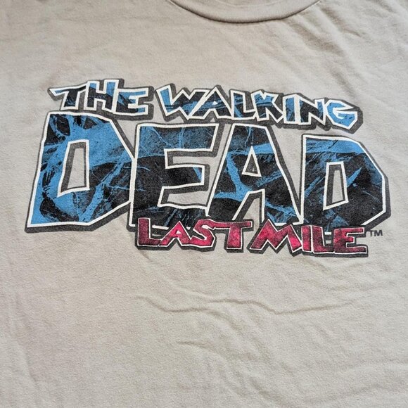 The Walking Dead Last Mile Shirt SDCC Size Large - Picture 1 of 5